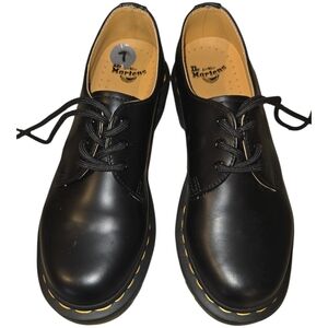 Dr. Martens Black Leather Shoes Size 7